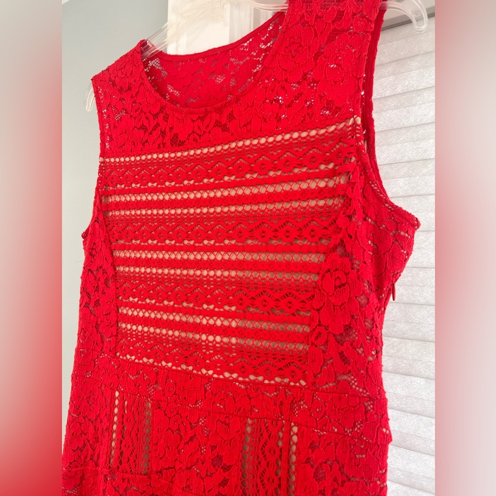 BCBGMaxAzria Red Lace Fit-and-Flare Cocktail Dress NWT Sleeveless - Picture 2 of 4